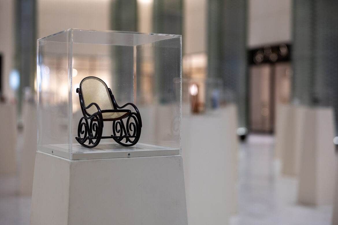 مشيرب العقارية تفتتح معرض “المجسمات المصغّرة” من المانع ميبل في حي الدوحة للتصميم