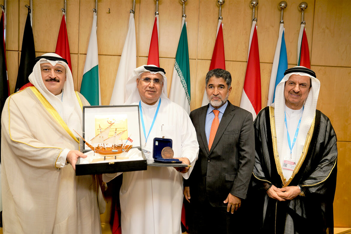 الدكتور عارف النورياني يحصد جائزة الكويت لمكافحة الأمراض من “الصحة العالمية”